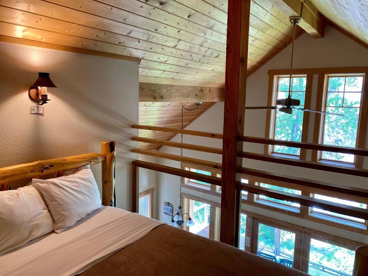 River'S Edge Resort Winthrop Buitenkant foto