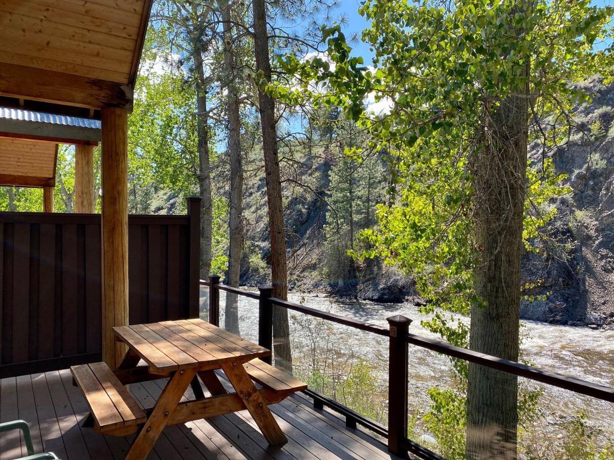 River'S Edge Resort Winthrop Buitenkant foto